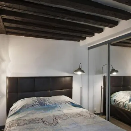 Two Bedroom In 암스텔벤