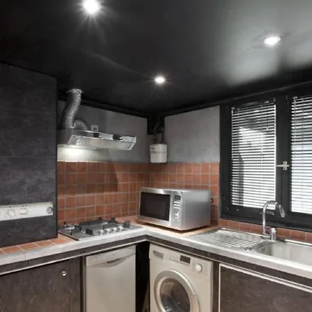 Two Bedroom In * 암스텔벤
